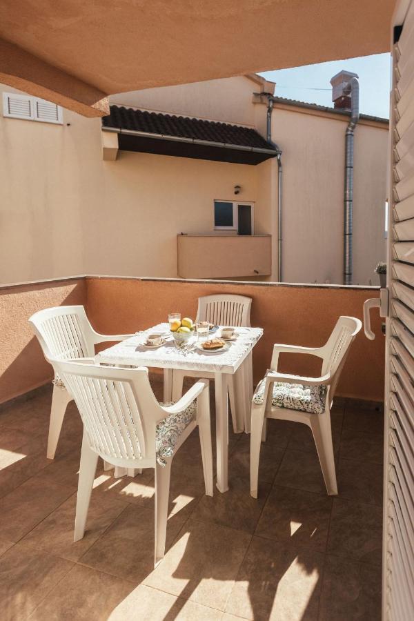 Porta Apartment